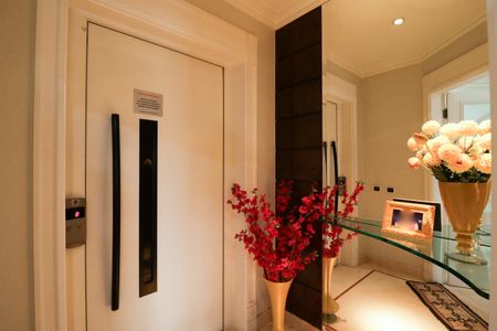 Apartamento à venda com 290m², 4 quartos e 4 vagasElevador