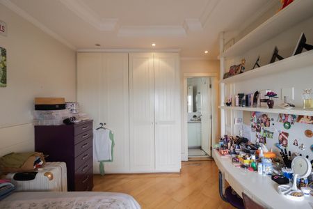 Apartamento à venda com 290m², 4 quartos e 4 vagasSuíte 2