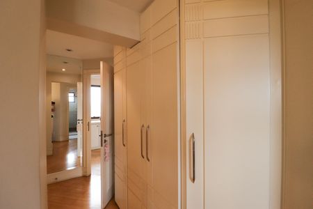 Apartamento à venda com 290m², 4 quartos e 4 vagasSuíte 3