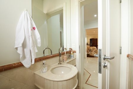 Apartamento à venda com 290m², 4 quartos e 4 vagasLavabo