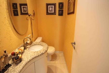 Apartamento à venda com 104m², 3 quartos e 2 vagas Apartamento à venda com 104m², 3 quartos e 2 vagasLavabo