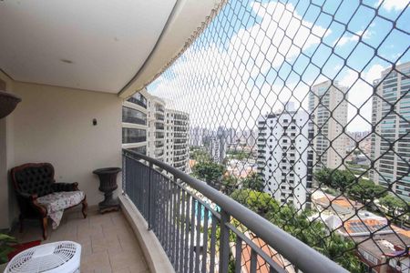 Apartamento à venda com 104m², 3 quartos e 2 vagas Apartamento à venda com 104m², 3 quartos e 2 vagasVaranda