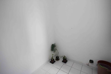 Apartamento à venda com 104m², 3 quartos e 2 vagas Apartamento à venda com 104m², 3 quartos e 2 vagasQuarto de Serviço