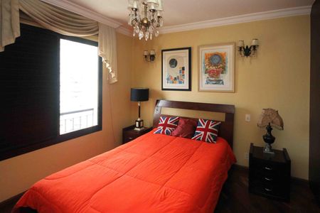 Apartamento à venda com 104m², 3 quartos e 2 vagas Apartamento à venda com 104m², 3 quartos e 2 vagasSuite