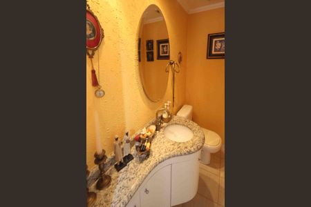 Apartamento à venda com 104m², 3 quartos e 2 vagas Apartamento à venda com 104m², 3 quartos e 2 vagasLavabo