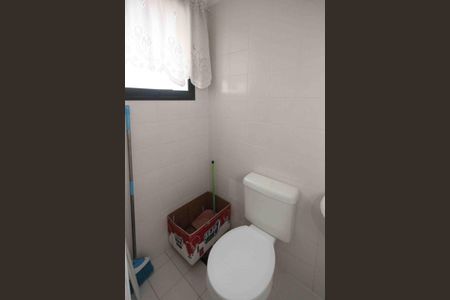 Apartamento à venda com 104m², 3 quartos e 2 vagas Apartamento à venda com 104m², 3 quartos e 2 vagasBanheiro de Serviço