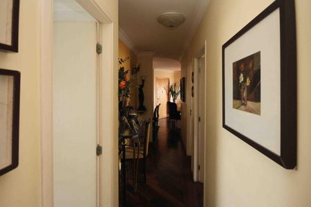 Apartamento à venda com 104m², 3 quartos e 2 vagas Apartamento à venda com 104m², 3 quartos e 2 vagasCorredor