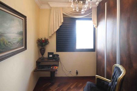 Apartamento à venda com 104m², 3 quartos e 2 vagas Apartamento à venda com 104m², 3 quartos e 2 vagasQuarto 02