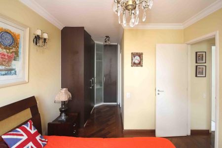 Apartamento à venda com 104m², 3 quartos e 2 vagas Apartamento à venda com 104m², 3 quartos e 2 vagasSuite