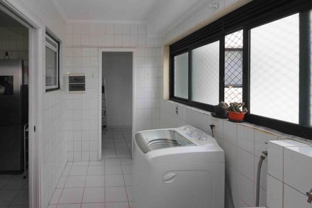 Apartamento à venda com 104m², 3 quartos e 2 vagas Apartamento à venda com 104m², 3 quartos e 2 vagasÁrea de Serviço