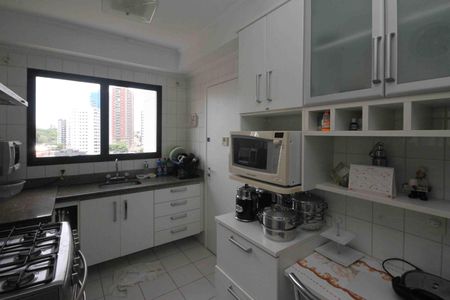 Apartamento à venda com 104m², 3 quartos e 2 vagas Apartamento à venda com 104m², 3 quartos e 2 vagasCozinha