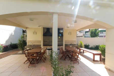 Apartamento à venda com 104m², 3 quartos e 2 vagas Apartamento à venda com 104m², 3 quartos e 2 vagasÁrea comum - Churrasqueira