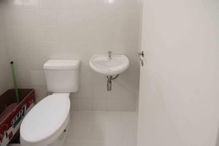 Apartamento à venda com 104m², 3 quartos e 2 vagas Apartamento à venda com 104m², 3 quartos e 2 vagasBanheiro de Serviço