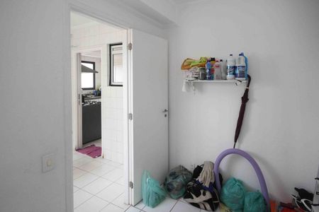 Apartamento à venda com 104m², 3 quartos e 2 vagas Apartamento à venda com 104m², 3 quartos e 2 vagasQuarto de Serviço