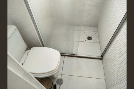 Apartamento à venda com 149m², 3 quartos e 3 vagasPavimento 2 - Banheiro 3 - serve as suítes 2 e 3