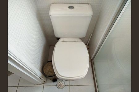 Apartamento à venda com 149m², 3 quartos e 3 vagasPavimento 2 - Banheiro 3 - serve as suítes 2 e 3