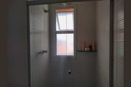 Apartamento à venda com 149m², 3 quartos e 3 vagasPavimento 2 - Banheiro 3 - serve as suítes 2 e 3