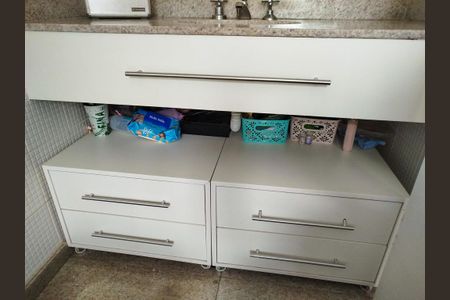 Apartamento à venda com 149m², 3 quartos e 3 vagasPavimento 2 - Suite 1 - banheiro 2