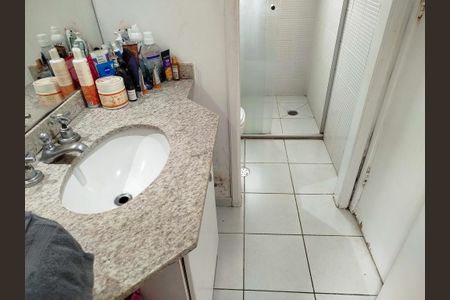 Apartamento à venda com 149m², 3 quartos e 3 vagasPavimento 2 - Banheiro 3 - serve as suítes 2 e 3