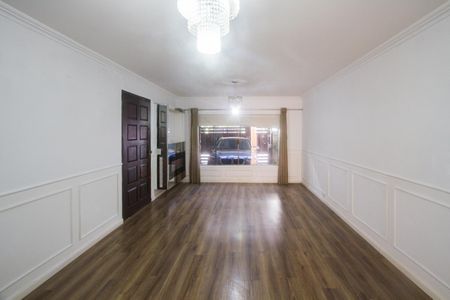 Casa para alugar com 2 quartos, 125m² em Vila Sao Francisco (zona Sul), São Paulo