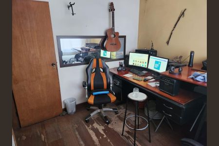 Apartamento à venda com 3 quartos, 150m² em Carlos Prates, Belo Horizonte