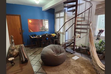Apartamento à venda com 3 quartos, 150m² em Carlos Prates, Belo Horizonte