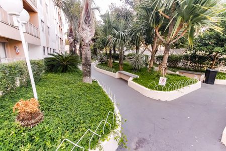 Apartamento para alugar com 67m², 2 quartos e 1 vagaÁrea comum