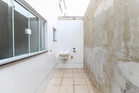 Casa de condomínio para alugar com 60m², 2 quartos e 1 vagaÁrea de Serviço