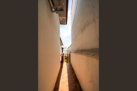 Casa de condomínio para alugar com 65m², 1 quarto e sem vagaEntrada