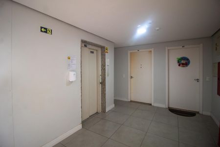 Apartamento para alugar com 61m², 3 quartos e 2 vagas Apartamento para alugar com 61m², 3 quartos e 2 vagasHall de entrada