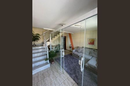 Casa à venda com 2 quartos, 56m² em Parque Novo Mundo, São Paulo