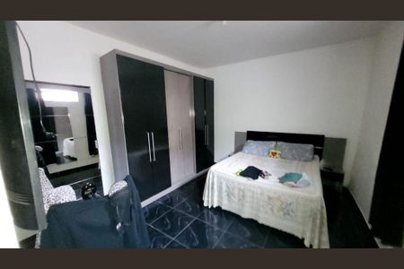 Casa à venda com 8 quartos, 200m² em Parque Novo Mundo, São Paulo