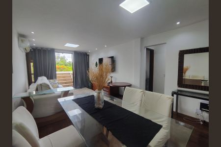 Sala de apartamento para alugar com 2 quartos, 206m² em Recreio dos Bandeirantes, Rio de Janeiro
