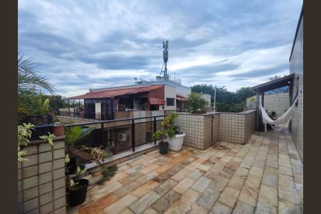 Apartamento para alugar com 206m², 2 quartos e 2 vagasÁrea Externa