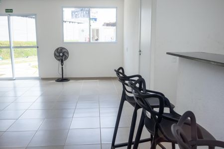 Apartamento para alugar com 45m², 2 quartos e 1 vaga Apartamento para alugar com 45m², 2 quartos e 1 vagaÁrea comum - Salão de festas