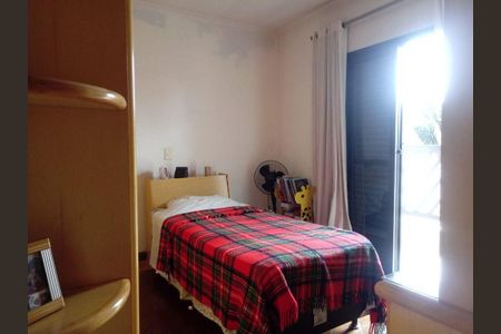 Casa à venda com 3 quartos, 300m² em Parque Novo Mundo, São Paulo