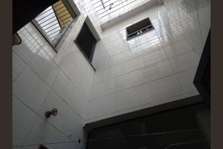 Casa à venda com 3 quartos, 300m² em Parque Novo Mundo, São Paulo