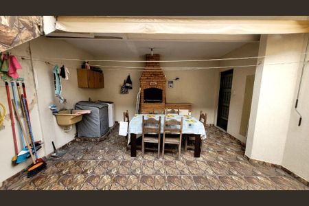 Casa à venda com 3 quartos, 121m² em Parque Novo Mundo, São Paulo