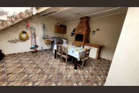 Casa à venda com 3 quartos, 121m² em Parque Novo Mundo, São Paulo