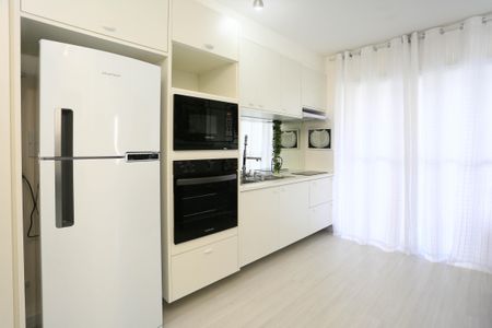 Apartamento para alugar com 40m², 2 quartos e 1 vagaSala / cozinha