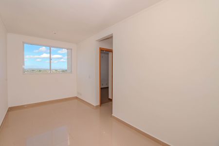 Sala de apartamento para alugar com 2 quartos, 45m² em Humaitá, Porto Alegre