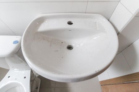 Casa de condomínio para alugar com 60m², 2 quartos e 1 vaga Casa de condomínio para alugar com 60m², 2 quartos e 1 vagaBanheiro 2