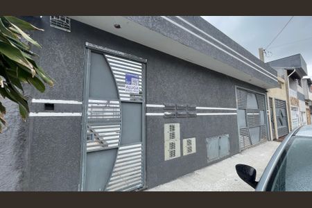 Casa de condomínio para alugar com 60m², 2 quartos e 1 vaga Casa de condomínio para alugar com 60m², 2 quartos e 1 vagaFachada