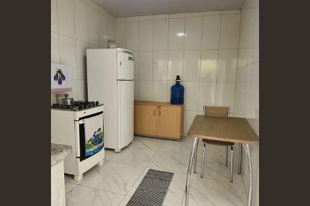 Casa à venda com 4 quartos, 160m² em Parque Novo Mundo, São Paulo