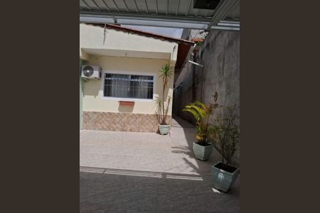 Casa à venda com 2 quartos, 1252m² em Jardim Bela Vista, Guarulhos