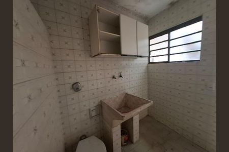 Casa à venda com 2 quartos, 92m² em Vila Fachini, São Paulo