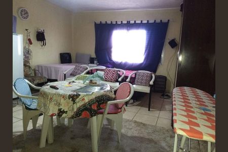 Casa à venda com 6 quartos, 275m² em Parque Novo Mundo, São Paulo