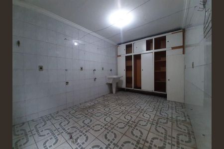 Casa à venda com 4 quartos, 403m² em Parque Novo Mundo, São Paulo