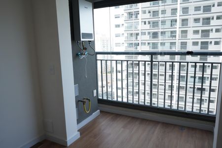 Apartamento para alugar com 30m², 1 quarto e sem vagaSacada