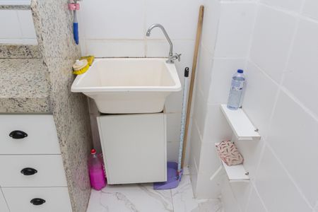 Apartamento para alugar com 44m², 2 quartos e 1 vaga Apartamento para alugar com 44m², 2 quartos e 1 vagaÁrea de Serviço